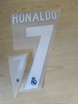 Tabella taglie e misure Kit Personalizzazione Nameset x maglia e pantaloncini calcio REAL MADRID AWAY 2016 17 CR7 Cristiano Ronaldo 7 da UOMO ADULTO Bianco FINALE UEFA CHAMPIONS LEAGUE