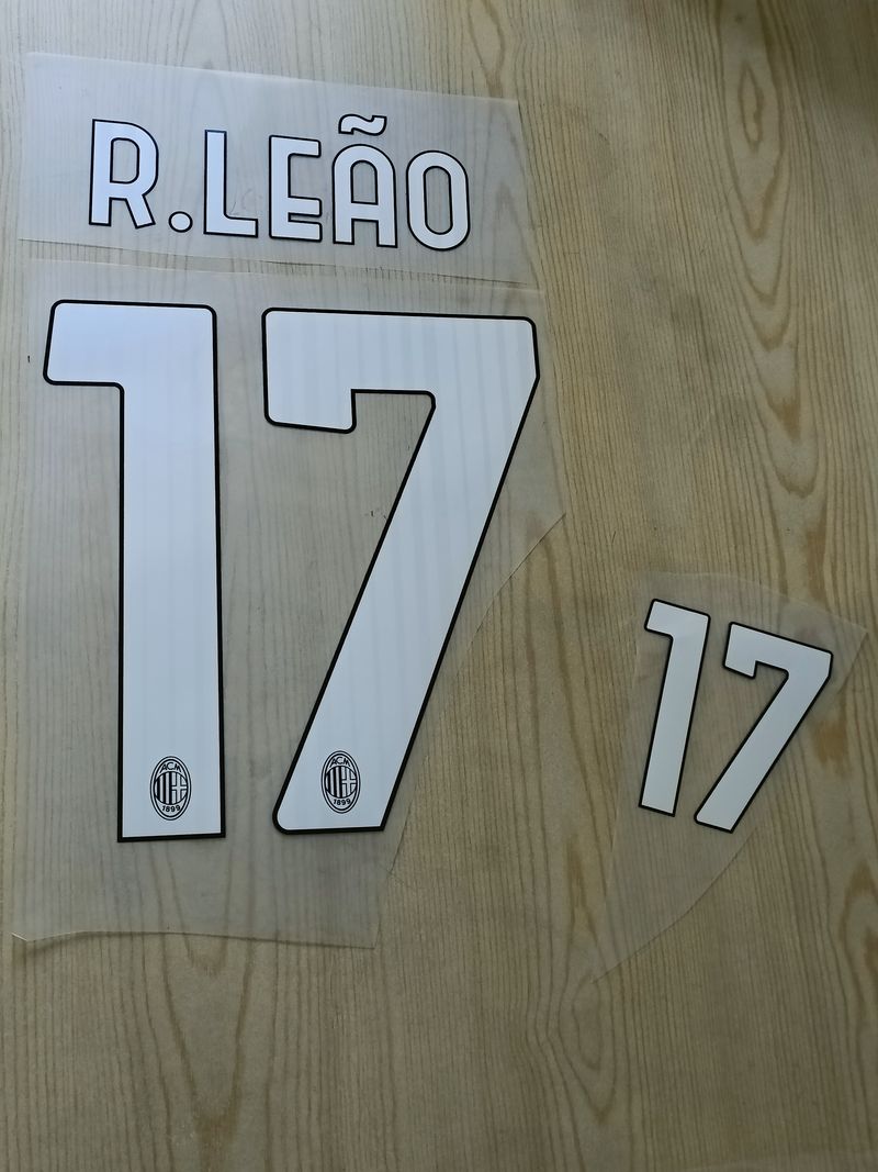 Tabella taglie e misure Kit Personalizzazione Nameset x maglia e pantaloncini calcio ADULTO UOMO 2021 22 AC Milan Home Bianco R.LEAO 17 CAMPIONI D ITALIA