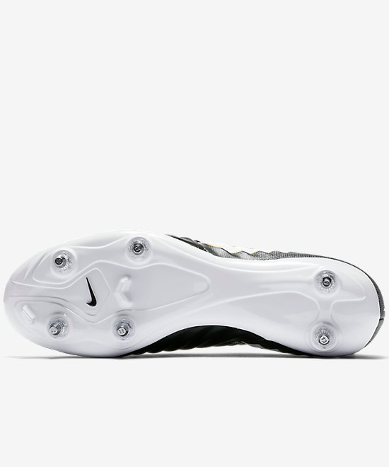 scarpe calcio sg nike scarpe calcio sg nike