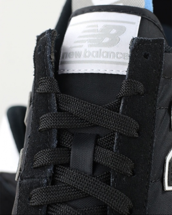 {keywor d} new balance 220 nero