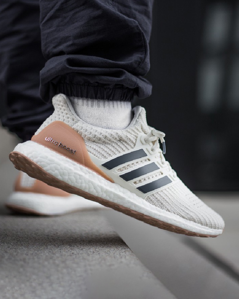 Adidas x Holi Pharrell Williams NMD Hu Holi x Blank Canvas in Triple blanc - UK 6 cb4577 Adidas x Holi Pharrell Williams NMD Hu Holi x Blank Canvas in Triple blanc - UK 6 cb4577