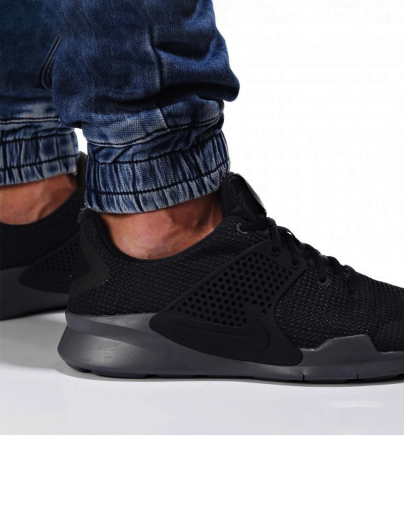 nike arrowz noir