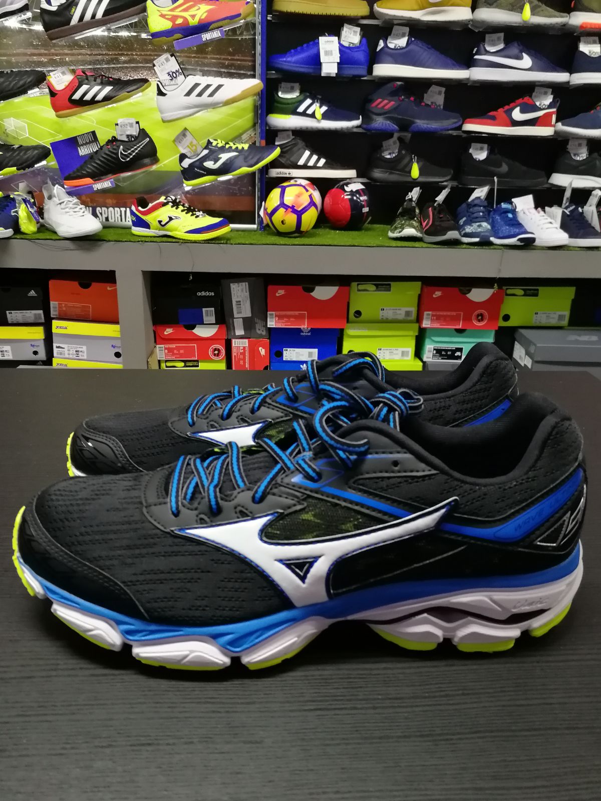 mizuno wave ultima 13 grigio