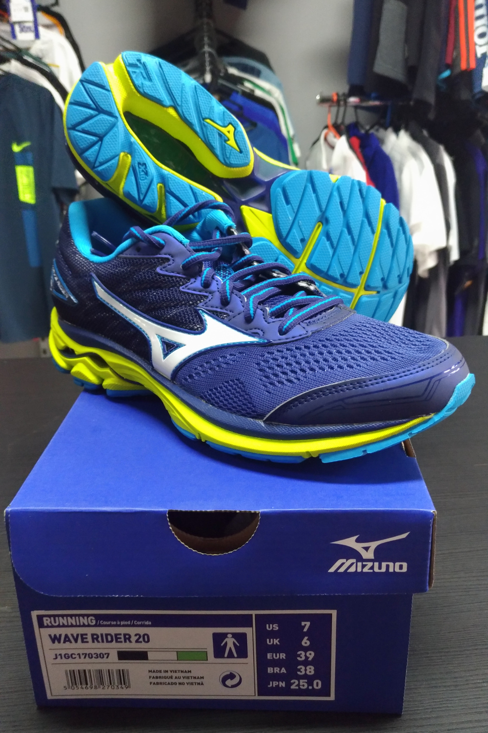 mizuno running a2 2013