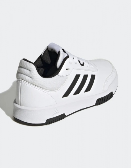 Scarpe sportive Sneakers Adidas TENSAUR SPORT TRAINING LACE Ragazzo Donna Lifestyle Bianco Nero - Sports shoes Sneakers Adidas TENSAUR SPORT TRAINING LACE Boy Woman Lifestyle White Black - Chaussures de sport Baskets Adidas TENSAUR SPORT TRAINING LACE Garçon Femme Lifestyle Blanc Noir - Sportschuhe Sneakers Adidas TENSAUR SPORT TRAINING LACE Junge Frau Lifestyle Weiß Schwarz
