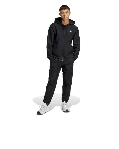 Tuta Sportiva ADIDAS Tuta Cargo Woven Cappuccio Uomo Poliestere Nero - Tracksuit with Hood Adidas Men's Cargo Woven  Black Polyester - Survêtement à capuche Adidas pour homme, modèle cargo tissé noir en polyester - Adidas Herren-Trainingsanzug mit Kapuze, Cargo-Material, gewebt, schwarz, Polyester