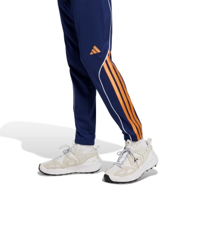 Tuta Sportiva ADIDAS 3-Stripes Stadium Uomo Poliestere Blue - Adidas 3-Stripes Stadium Tracksuit for Men Polyester Blue - Survêtement Adidas Stadium 3 bandes pour homme polyester Blue - Adidas 3-Streifen Stadium Trainingsanzug für Herren Polyester Blau