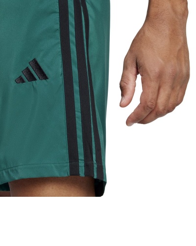 pantaloncini adidas 3 Stripes Chelsea Uomo Poliestere con tasche Verde - adidas 3 Stripes Chelsea Men's Polyester Pocket Shorts Green - Short adidas Chelsea à 3 bandes en polyester avec poches pour homme, vert - adidas 3-Streifen Chelsea Herren Polyester-Taschenshorts Grün