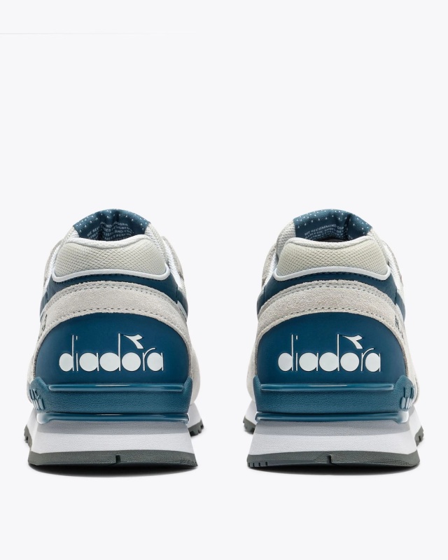 Scarpe sportive sneakers Diadora N.92 ADVANCE Uomo Vera pelle T2 Grigio Blue Spaziale - Sports Shoes Sneakers Diadora N.92 ADVANCE Mens Genuine Leather T2 Grey Space Blue - chaussures de sport Sneakers Diadora N.92 ADVANCE pour homme, en cuir véritable gris sidéral et bleu spatial. - Diadora N.92 ADVANCE Herren-Sneaker aus echtem Leder, Modell T2, Grau/Space Blue