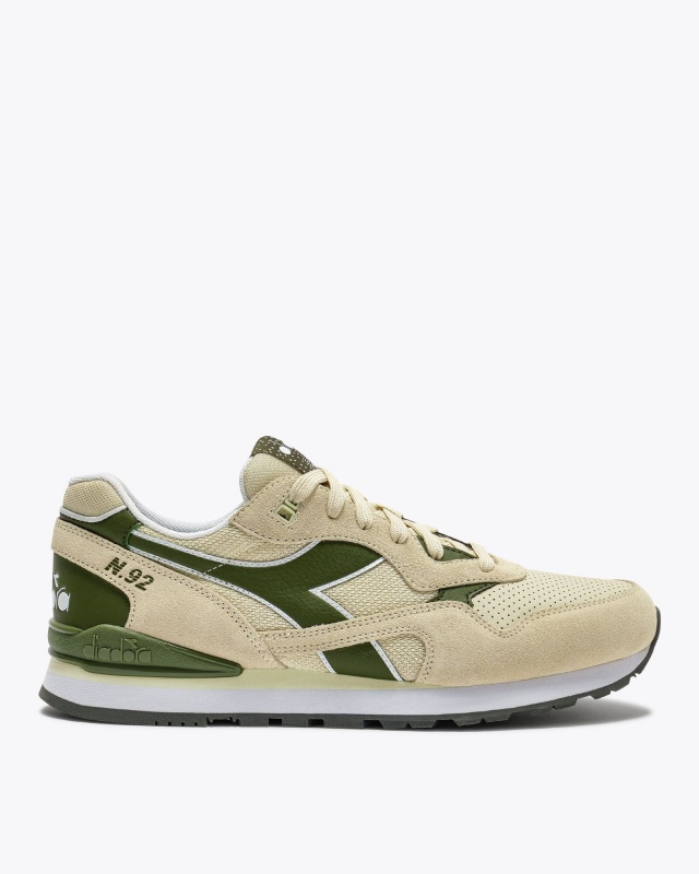 Scarpe sportive sneakers Diadora N.92 ADVANCE T2 Uomo Vera pelle Verde Pesto - Sports Sneakers Shoes Diadora N.92 ADVANCE T2 Mens Genuine Leather Pesto Green - chaussures de sport Sneakers Diadora N.92 ADVANCE T2 pour homme, en cuir véritable vert pesto - Diadora N.92 ADVANCE T2 Herren-Sneaker aus echtem Leder, Pestogrün