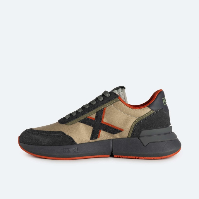 Scarpe sales versus uomo