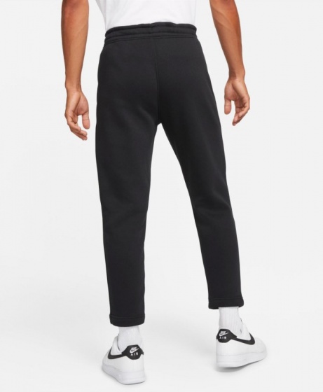 pantaloni tuta Nike Sportswear Club Jogging Cotone Felpato uomo Nero SLIM FIT - Nike Sportswear Club Jogging Cotton Fleece Men's Tracksuit Bottoms Black SLIM FIT - Pantalon de survêtement Nike Sportswear Club Jogging en molleton de coton pour homme, noir, coupe slim - Nike Sportswear Club Jogginghose aus Baumwollfleece für Herren, Schwarz, Slim Fit