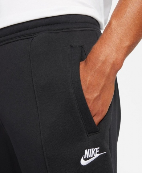 pantaloni tuta Nike Sportswear Club Jogging Cotone Felpato uomo Nero SLIM FIT - Nike Sportswear Club Jogging Cotton Fleece Men's Tracksuit Bottoms Black SLIM FIT - Pantalon de survêtement Nike Sportswear Club Jogging en molleton de coton pour homme, noir, coupe slim - Nike Sportswear Club Jogginghose aus Baumwollfleece für Herren, Schwarz, Slim Fit