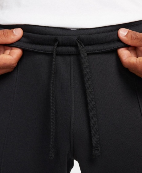 pantaloni tuta Nike Sportswear Club Jogging Cotone Felpato uomo Nero SLIM FIT - Nike Sportswear Club Jogging Cotton Fleece Men's Tracksuit Bottoms Black SLIM FIT - Pantalon de survêtement Nike Sportswear Club Jogging en molleton de coton pour homme, noir, coupe slim - Nike Sportswear Club Jogginghose aus Baumwollfleece für Herren, Schwarz, Slim Fit