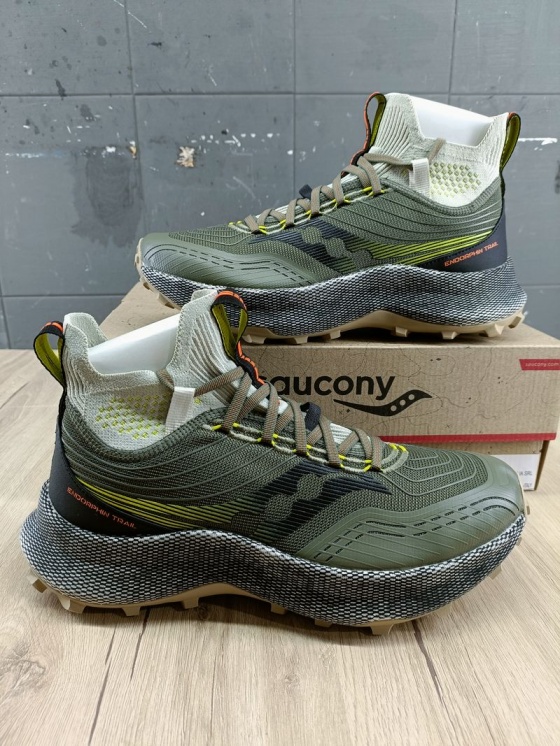 Chaussures de course chaussures de course HOMME Saucony Endorphin