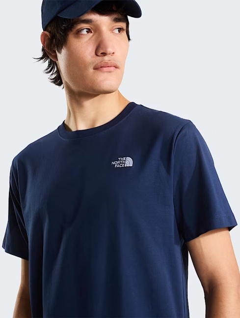 T-shirt tempo libero The North Face S/S M Evolution Simple Dome Cotone maniche corte Uomo SUMMIT NAVY - Leisure T-Shirt The North Face S/SM Evolution Simple Dome Cotton Short Sleeve Men\'s SUMMIT NAVY - T-shirt de loisirs The North Face S/SM Evolution Simple Dome en coton à manches courtes pour homme, SUMMIT NAVY - Freizeit-T-Shirt The North Face S/SM Evolution Simple Dome Baumwolle Kurzarm Herren SUMMIT NAVY