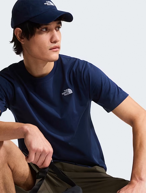 T-shirt tempo libero The North Face S/S M Evolution Simple Dome Cotone maniche corte Uomo SUMMIT NAVY - Leisure T-Shirt The North Face S/SM Evolution Simple Dome Cotton Short Sleeve Men\'s SUMMIT NAVY - T-shirt de loisirs The North Face S/SM Evolution Simple Dome en coton à manches courtes pour homme, SUMMIT NAVY - Freizeit-T-Shirt The North Face S/SM Evolution Simple Dome Baumwolle Kurzarm Herren SUMMIT NAVY