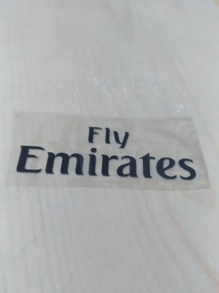 Fly Emirates Sponsor Kit Toppe Patches Badges x maglia pantalone felpa calcio - Fly Emirates Sponsor Kit Patches Patches Badges for football sweatshirt - Fly Emirates Sponsor Kit Patches Patches Badges pour sweat-shirt de football - Fly Emirates Sponsor Kit Aufnäher Aufnäher Aufnäher für Fußball-Sweatshirts