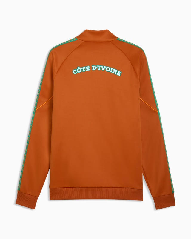 Giacca Tuta Sportiva Costa d Avorio Puma Stadium Pre Match KING Anthem Mondiali 2026 Warm Chestnut-PUMA White - Puma Ivory Coast Stadium Pre-Match KING Anthem World Cup 2026 Tracksuit Jacket Warm Chestnut-PUMA White - Veste de survêtement Puma Côte d\'Ivoire Stadium Pre-Match KING Anthem Coupe du Monde 2026, marron chaud - PUMA Blanc - Puma Elfenbeinküste Stadion Pre-Match KING Anthem WM 2026 Trainingsjacke Warm Chestnut-PUMA Weiß