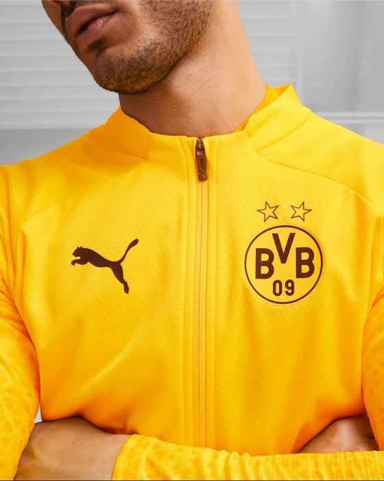 Giacca tuta allenamento BORUSSIA DORTMUND 09 BVB Puma Poliestere uomo 2023 24 Giallo - Training suit jacket BORUSSIA DORTMUND 09 BVB Puma Polyester man 2023 24 Yellow - Veste de survêtement BORUSSIA DORTMUND 09 BVB Puma Polyester homme 2023 24 Jaune - Trainingsjacke BORUSSIA DORTMUND 09 BVB Puma Polyester Mann 2023 24 Gelb