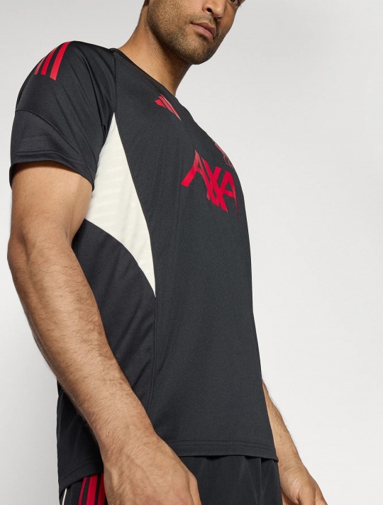 MAGLIA Allenamento LIVERPOOL LFC Adidas Tiro 25 uomo 2025 26 Nero - LIVERPOOL LFC Adidas Tiro 25 Men\'s Training Shirt 2025 26 Black - Maillot d\'entraînement Adidas Tiro 25 LIVERPOOL LFC pour homme 2025/26, noir - LIVERPOOL LFC Adidas Tiro 25 Herren Trainingsshirt 2025 26 Schwarz