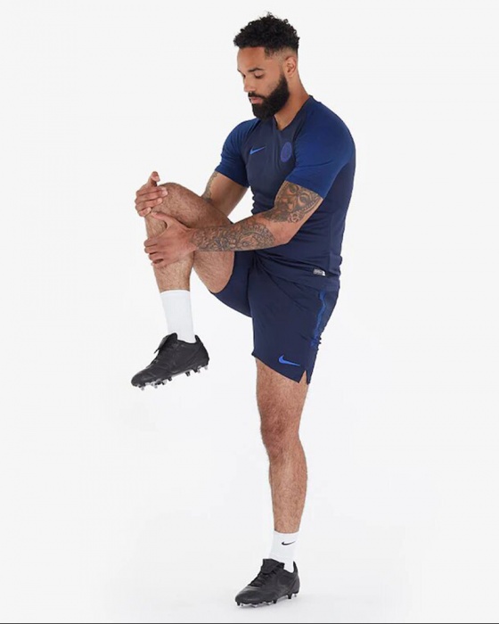 nike breathe chelsea fc strike