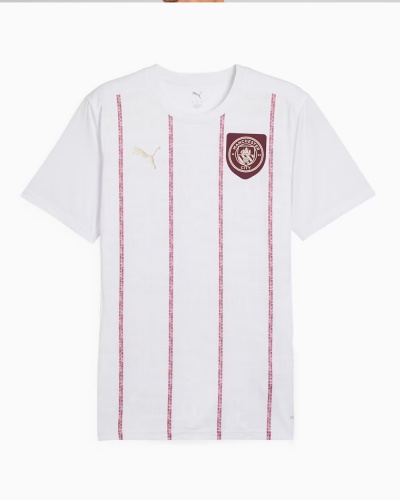 maglia Allenamento Puma MANCHESTER CITY MCFC Pre Match Stadium 2025 uomo Bianco Amaranto - Training Shirt Puma MANCHESTER CITY MCFC Pre Match Stadium 2025 Mens White Amaranth - Maillot d entraînement Puma MANCHESTER CITY MCFC Pre Match Stadium 2025 Homme Blanc Amarante - Trainingsshirt Puma MANCHESTER CITY MCFC Pre Match Stadium 2025 Herren Weiß Amaranth