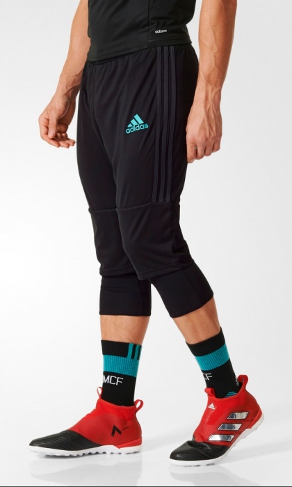 Real Madrid Adidas Pantaloncini Shorts Hose 3/4 Pants Black 2017 18 ... ... Pantaloncini 3/4 Tre quarti Real Madrid adidas originale Training uomo 2017 18 nero Adizero ...