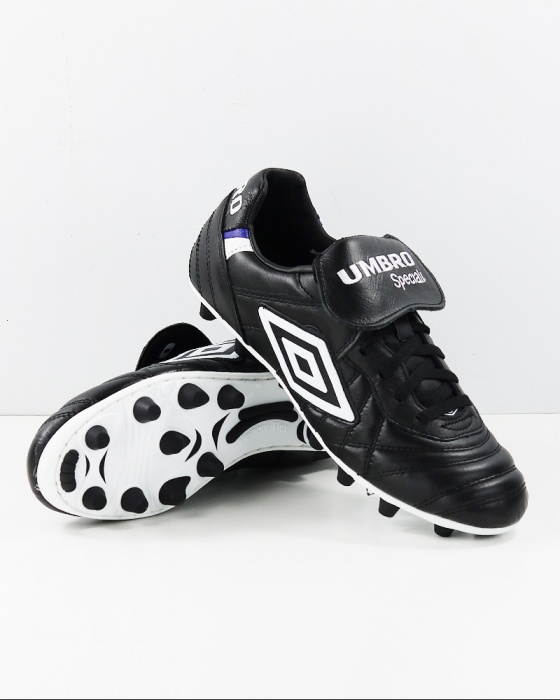 umbro soccer cleats