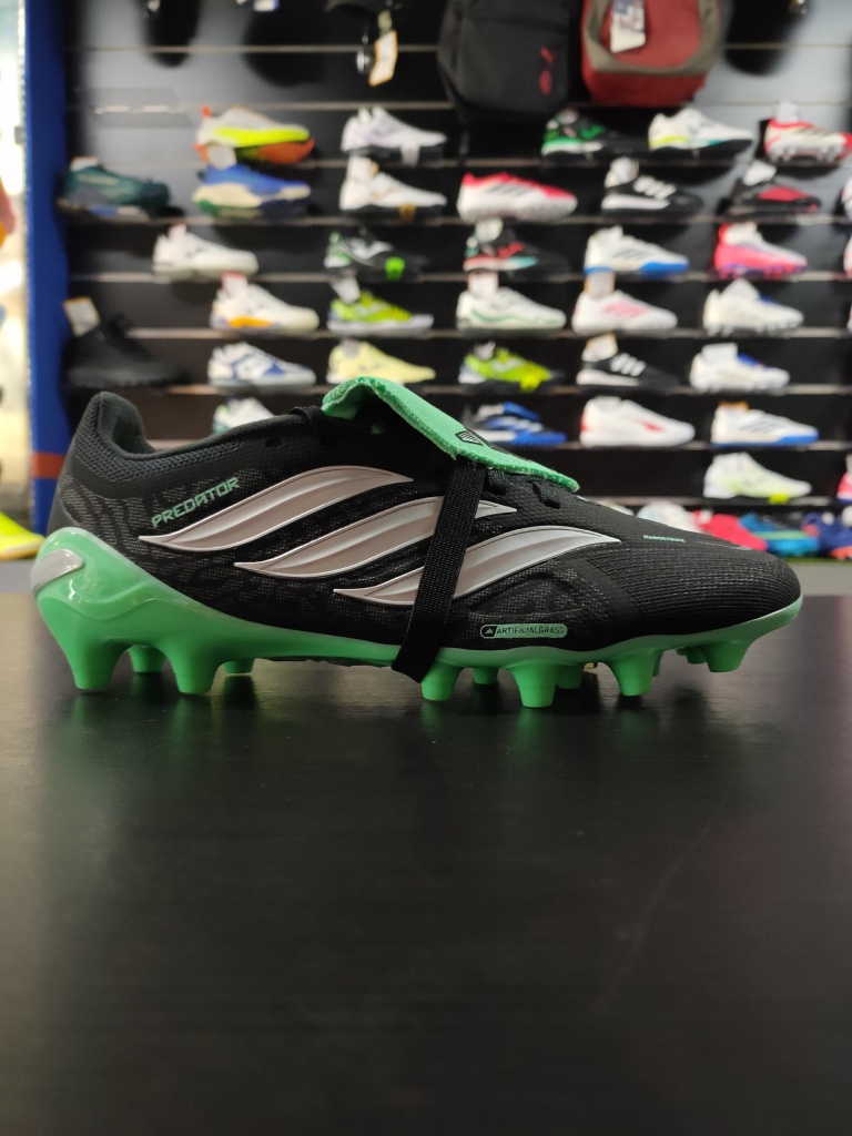 Scarpe da calcio Adidas Predator League Artificial Grass AG Nero - Football Boots Adidas Predator League Artificial Grass AG Black - Chaussures de football Adidas Predator League pour gazon artificiel AG noires - Adidas Predator League Fußballschuhe für Kunstrasen AG Schwarz