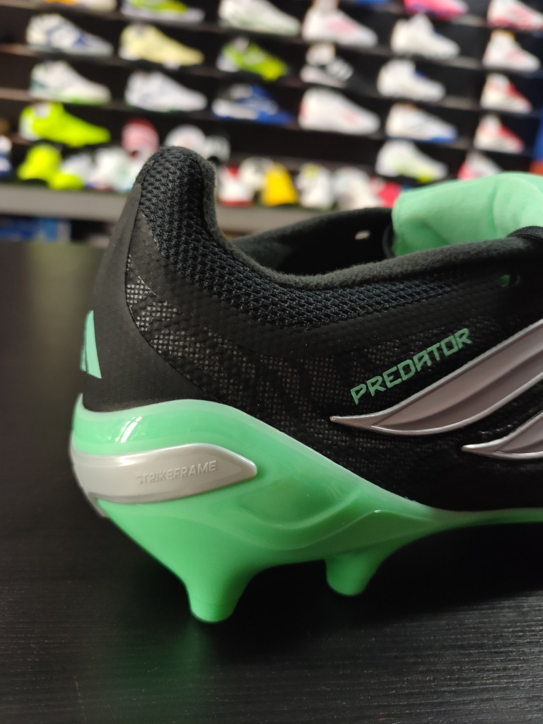 Scarpe da calcio Adidas Predator League Artificial Grass AG Nero - Football Boots Adidas Predator League Artificial Grass AG Black - Chaussures de football Adidas Predator League pour gazon artificiel AG noires - Adidas Predator League Fußballschuhe für Kunstrasen AG Schwarz