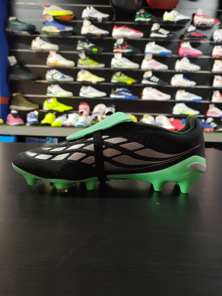 Scarpe da calcio Adidas Predator League Artificial Grass AG Nero - Football Boots Adidas Predator League Artificial Grass AG Black - Chaussures de football Adidas Predator League pour gazon artificiel AG noires - Adidas Predator League Fußballschuhe für Kunstrasen AG Schwarz