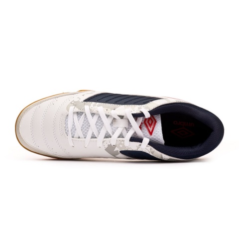 umbro indoor soccer boots