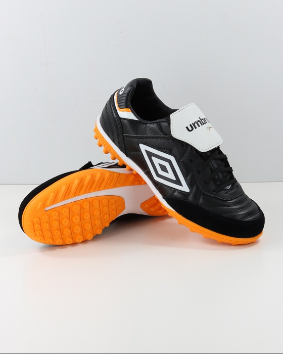 umbro turf shoes