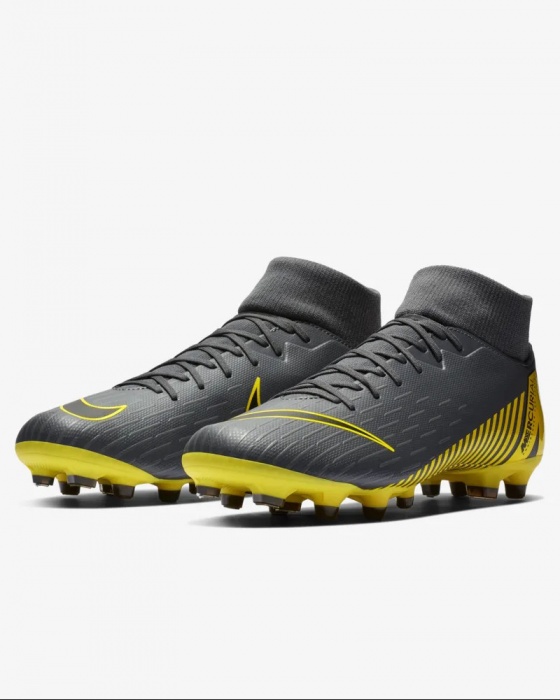 scarpe calcio uomo nike con calzino scarpe calcio uomo nike con calzino