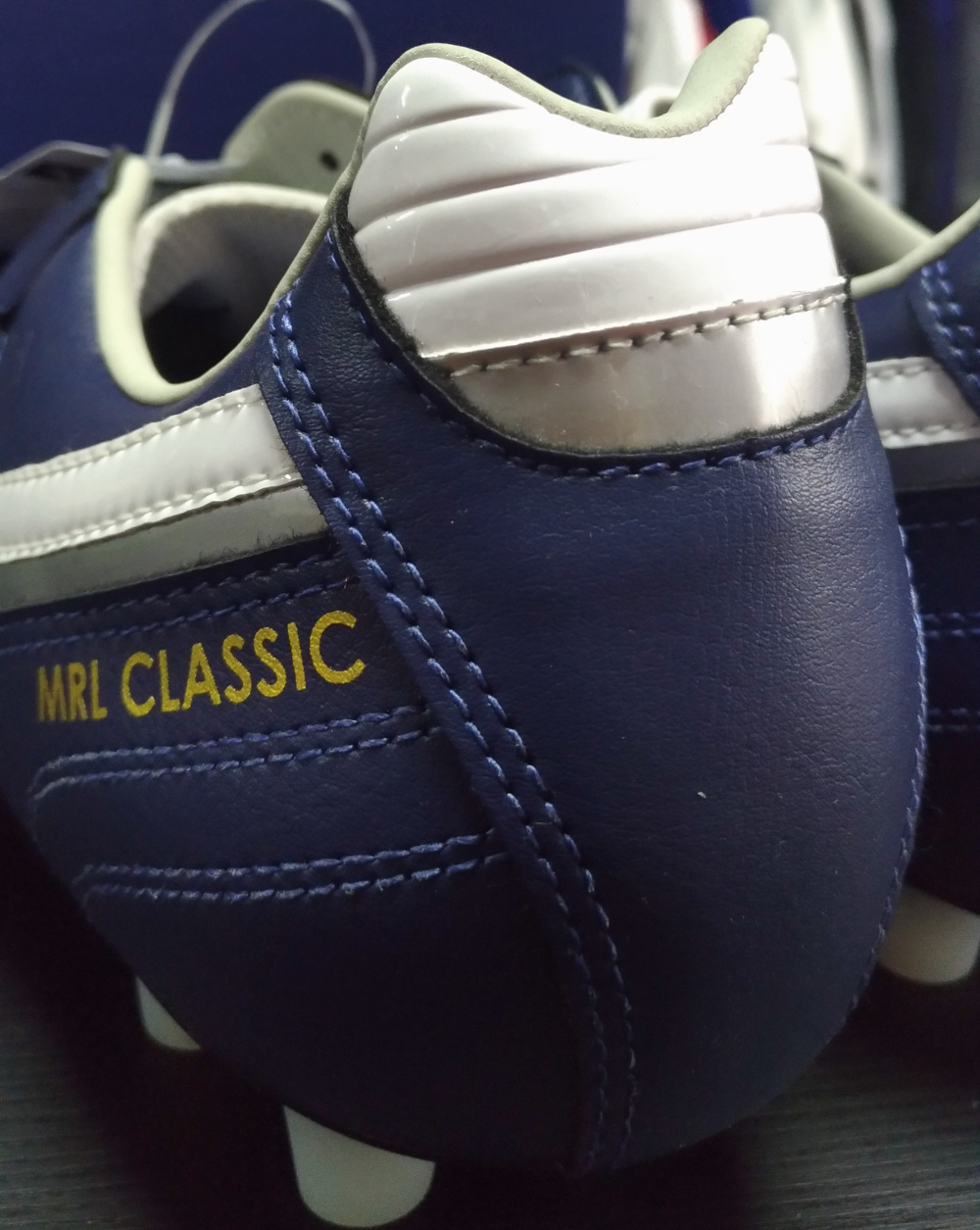 Football shoes Mizuno Football shoes Morelia Classic MD FG Blau Real